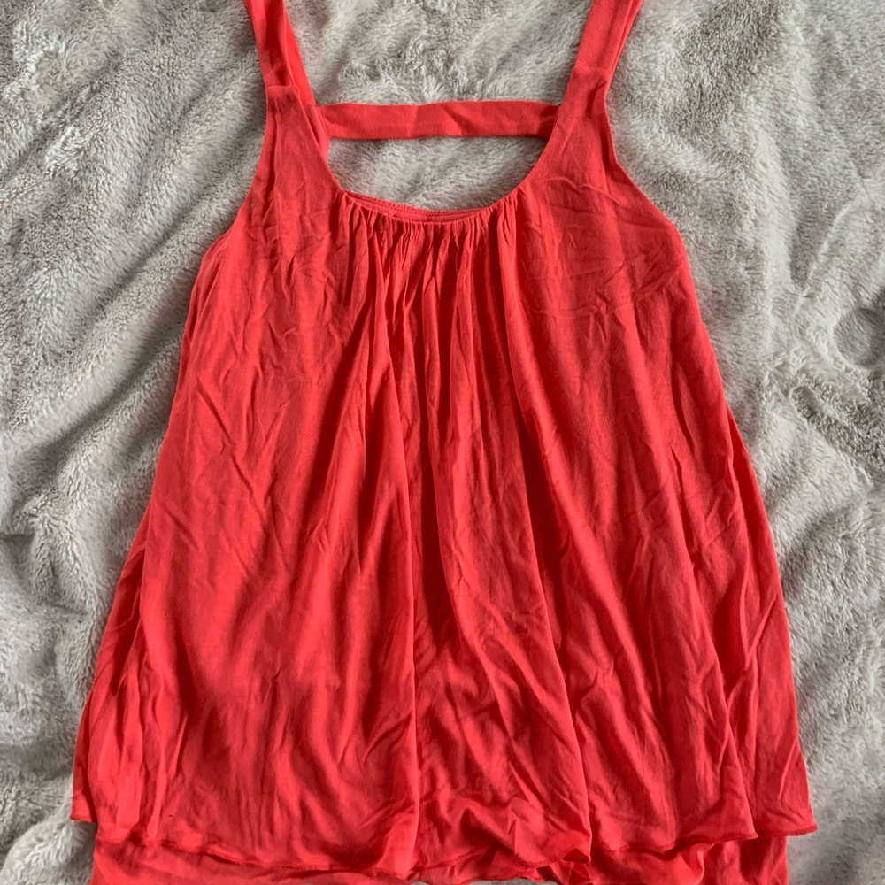 Flowy Tank!